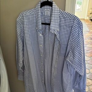 Brooks Brothers Regent Non-Iron size 17-34 White and Blue Plaid Shirt